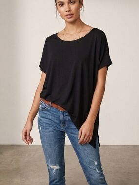 Black Crewneck Asymmetric Short-Sleeve Top - Women